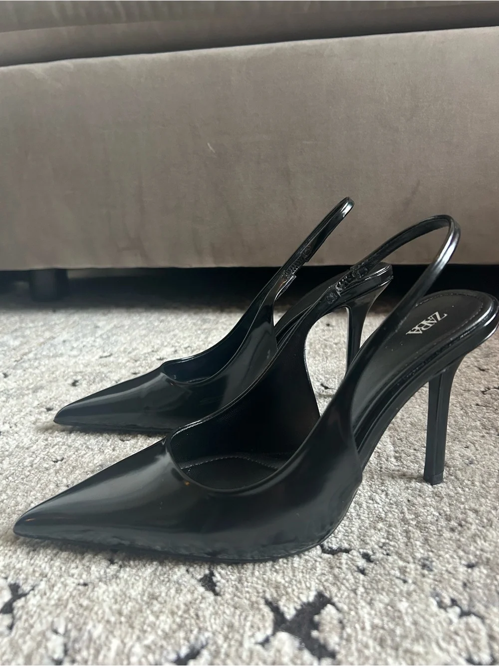 NWOT Zara Slingback Pointed Toe Pumps Size 7.5/38
